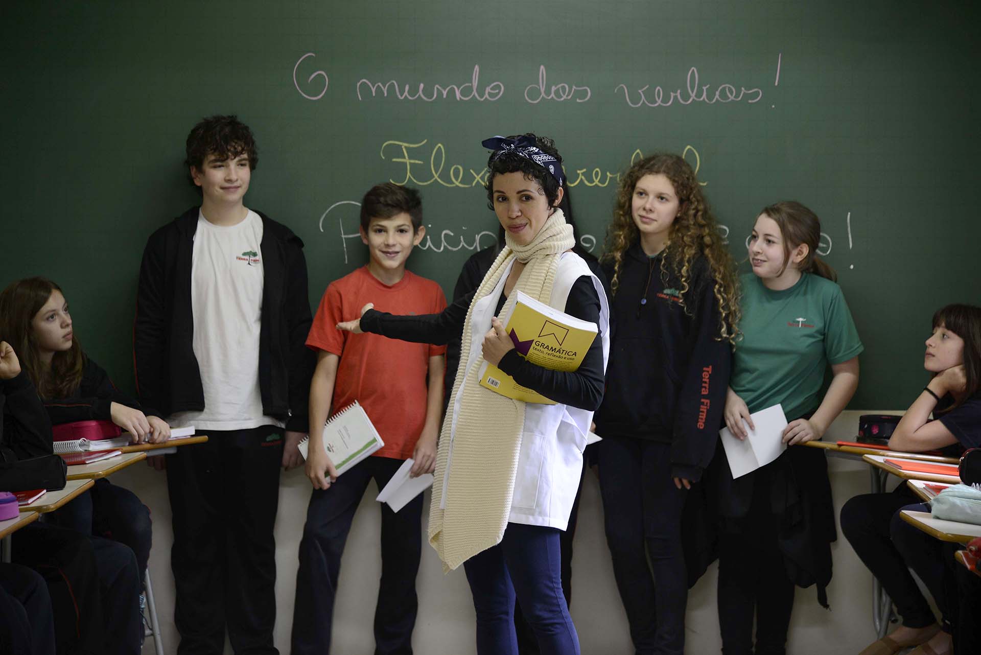 Compartilhando conhecimentos: flexão verbal na sala de aula